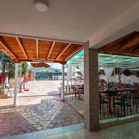 Cozy Veranda Kristian - Free Parking Ksamil Zewnętrze zdjęcie